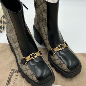 Gucci Black and Beige Ankle Boots